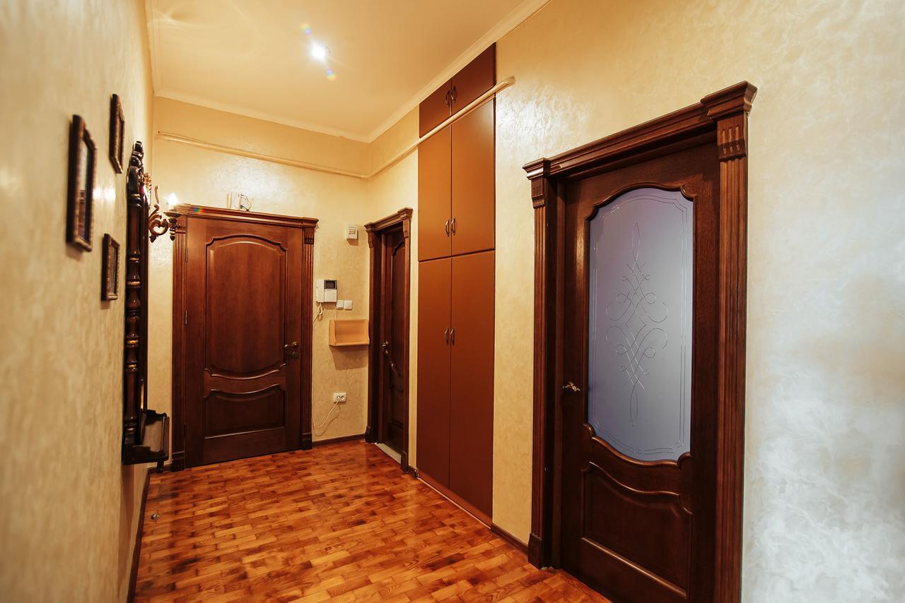 איוונו-פרנקיבסק Centreville Apartments מראה חיצוני תמונה