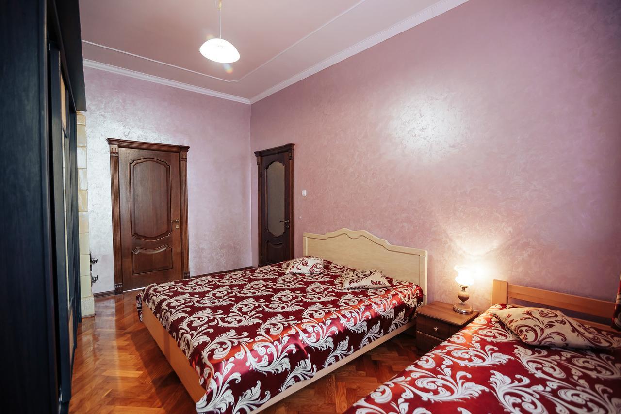 איוונו-פרנקיבסק Centreville Apartments מראה חיצוני תמונה